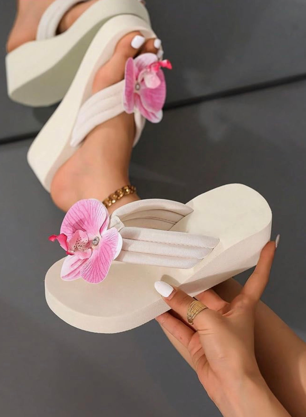 Flora Beach Sandal